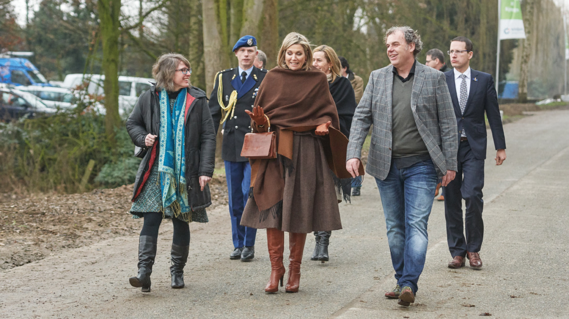 Koningin Maxima bij het windpark van WindpowerNijmegen